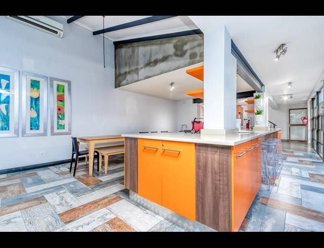 625M² OFFICE FOR SALE IN PARKTOWN